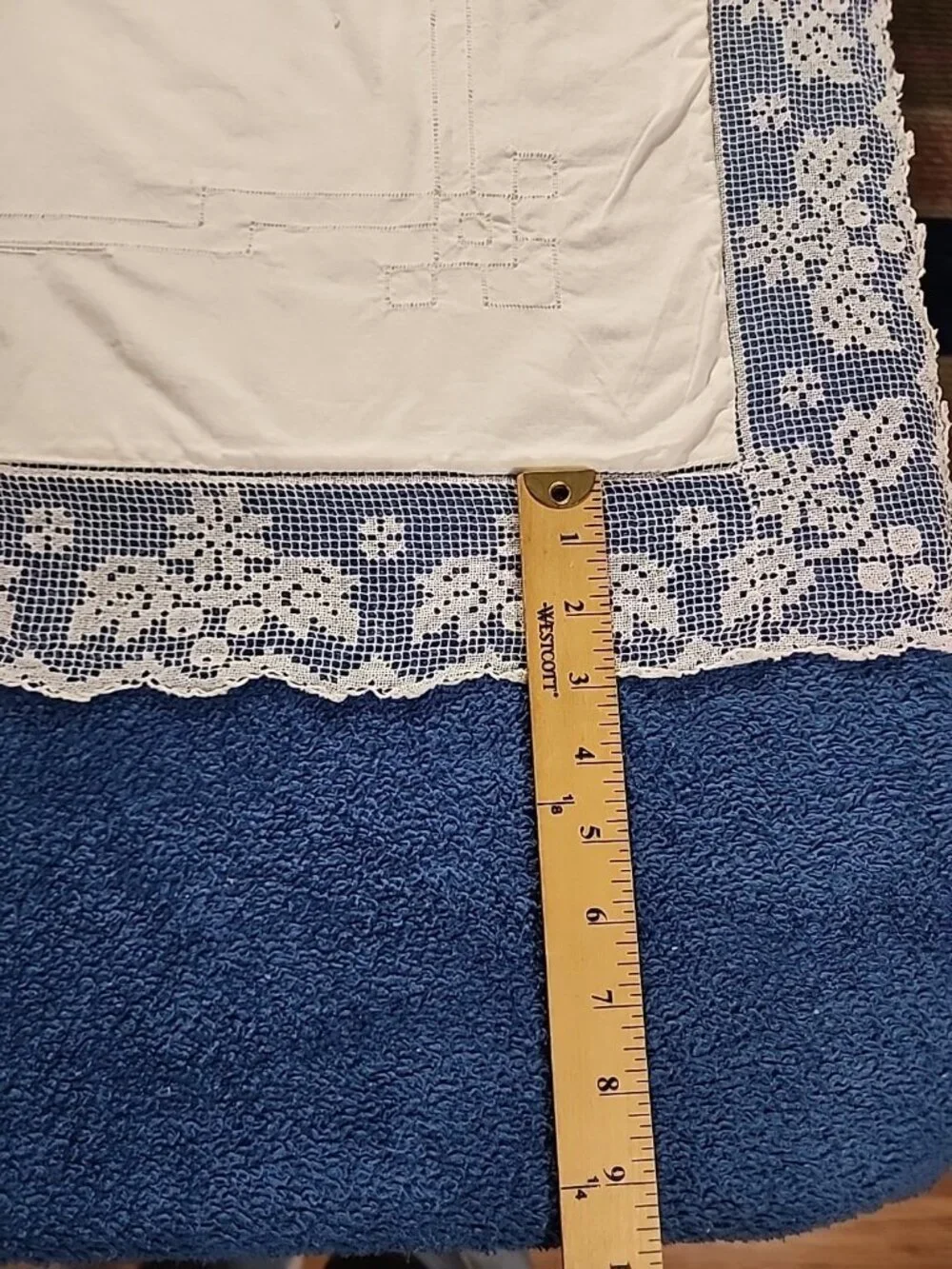 2 Lace Trimmed Embroidered Embellished White Cotton Victorian Pillow Shams Large